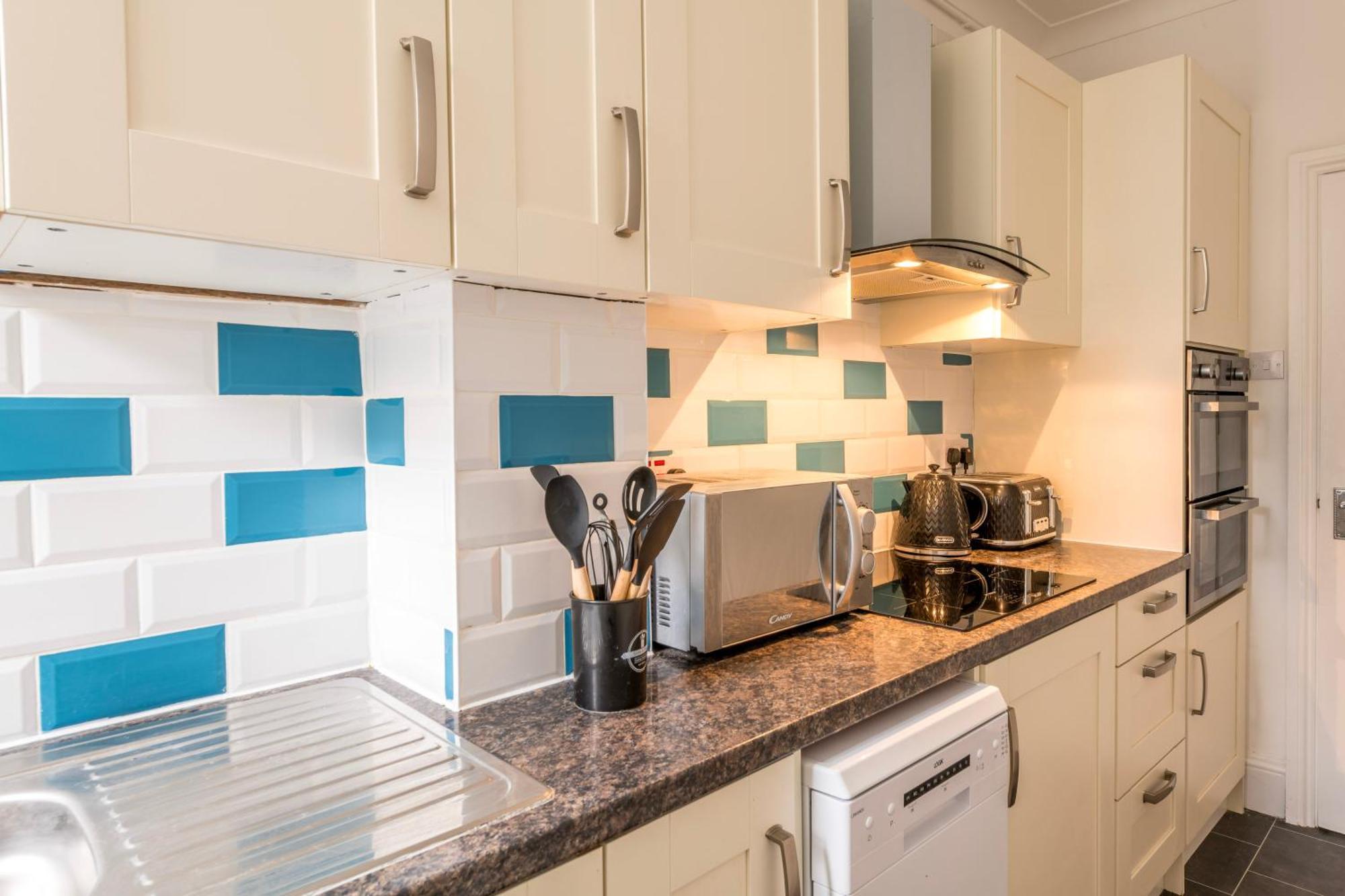 Garden Flat With Free Parking By Prescott Appartamento *